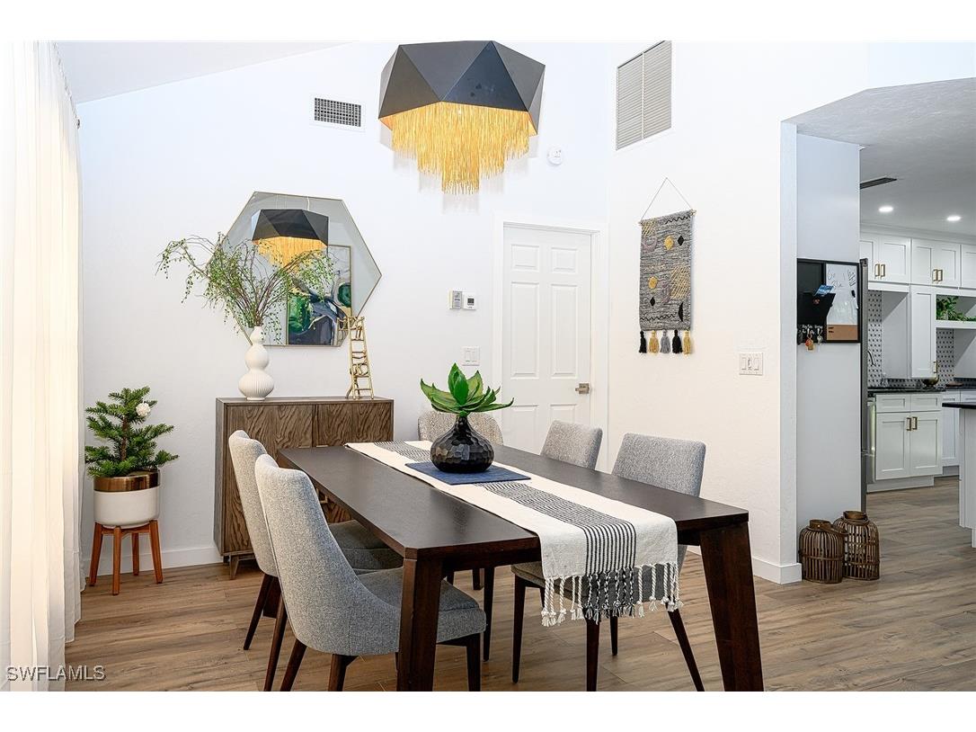 772 Reef Point Circle #55 Naples FL 34108 225075764 image12