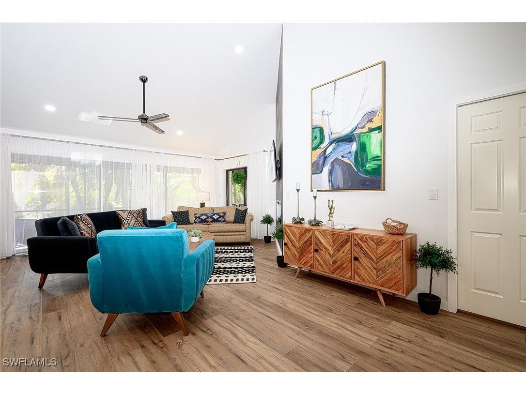 772 Reef Point Circle #55 Naples FL 34108 225075764 image8