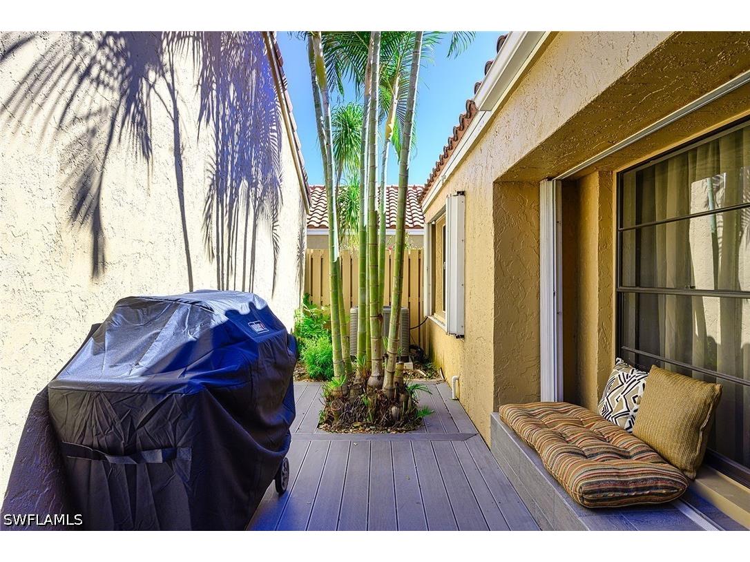 772 Reef Point Circle #55 Naples FL 34108 226022225 image4