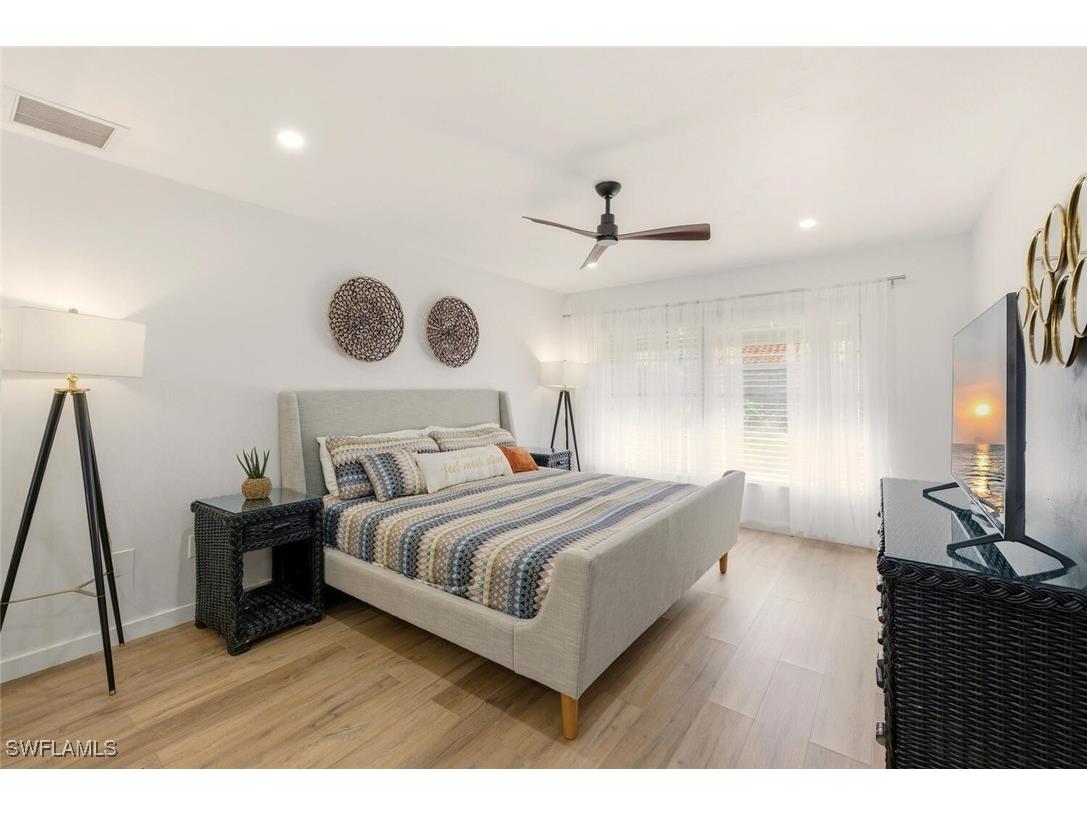 772 Reef Point Circle Naples FL 34108 225079173 image12