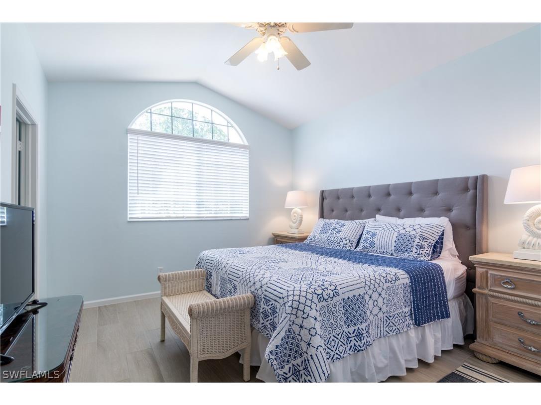 7720 Gardner Drive #201 Naples FL 34109 226008836 image10