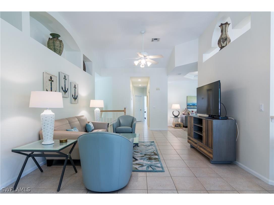 7720 Gardner Drive #201 Naples FL 34109 226008836 image4