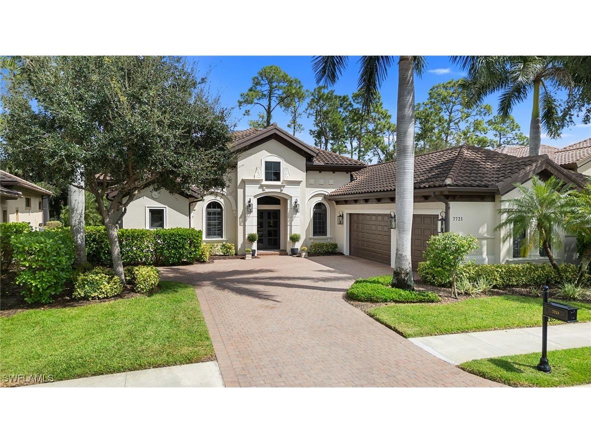 7721 Classics Drive Naples FL 34113 225072526 image1