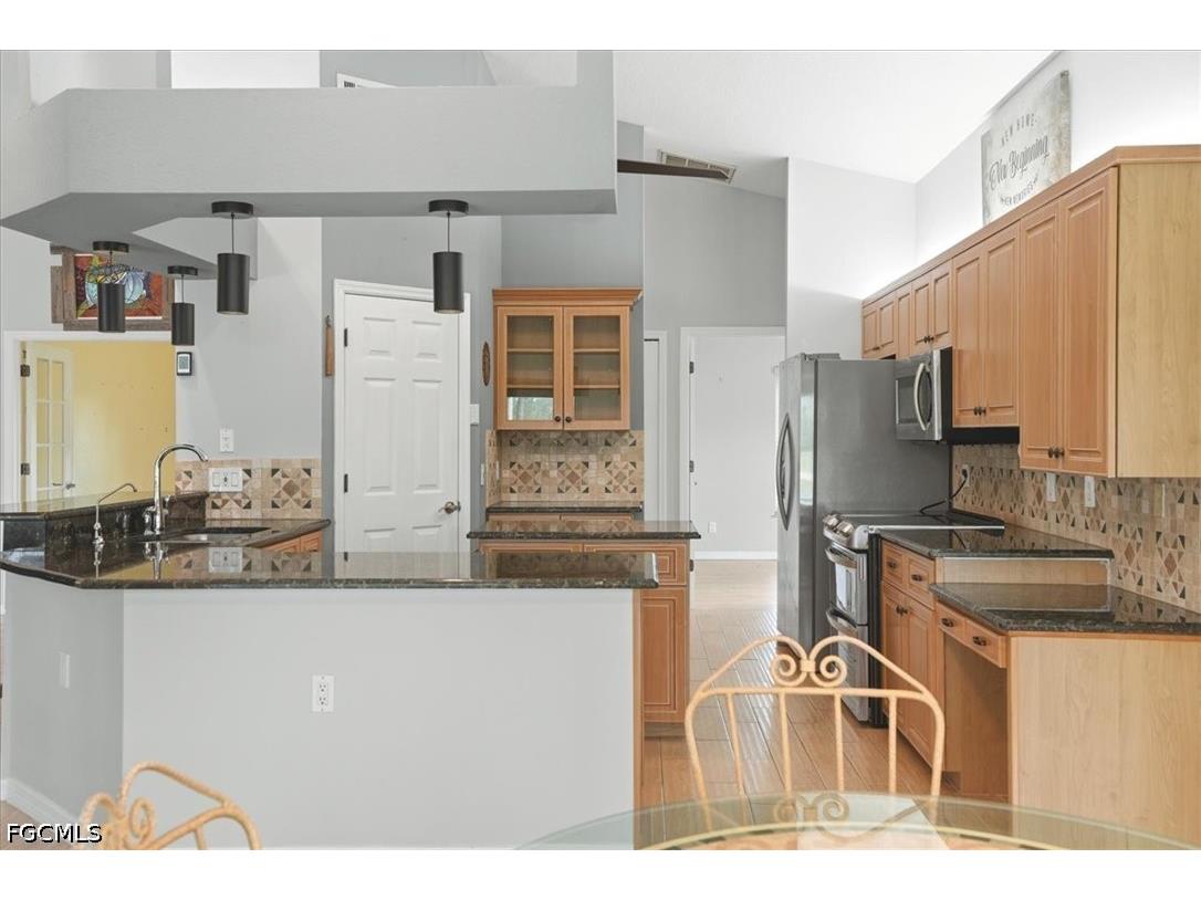 7721 Twin Eagle Lane Fort Myers FL 33912 2026020934 image11