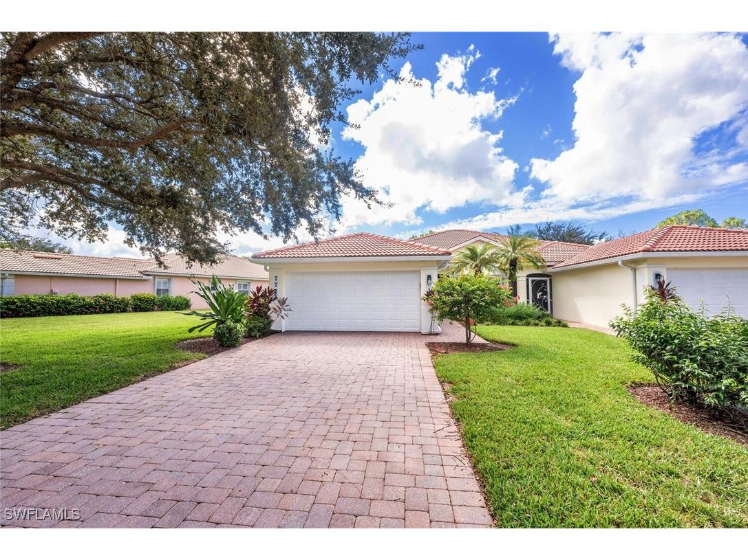 7723 Berkshire Pines Drive Naples FL 34104 224082934 image1