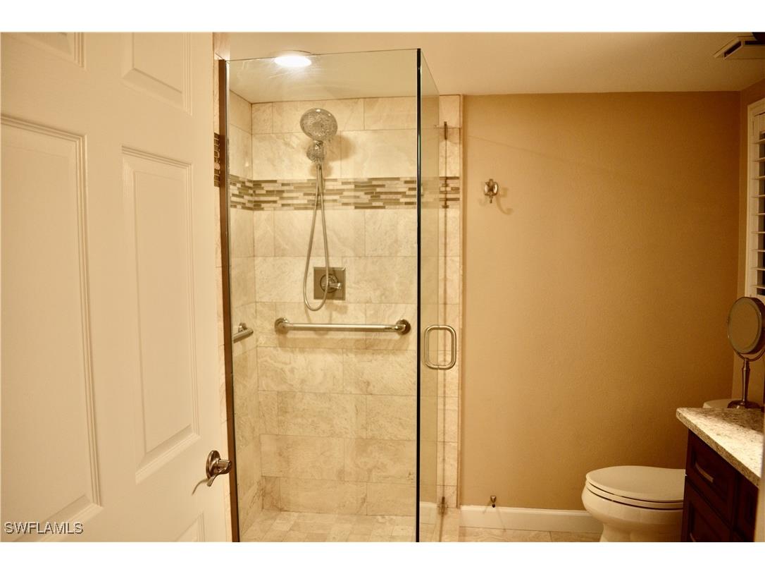 7724 Jewel Lane #101 Naples FL 34109 225082444 image21