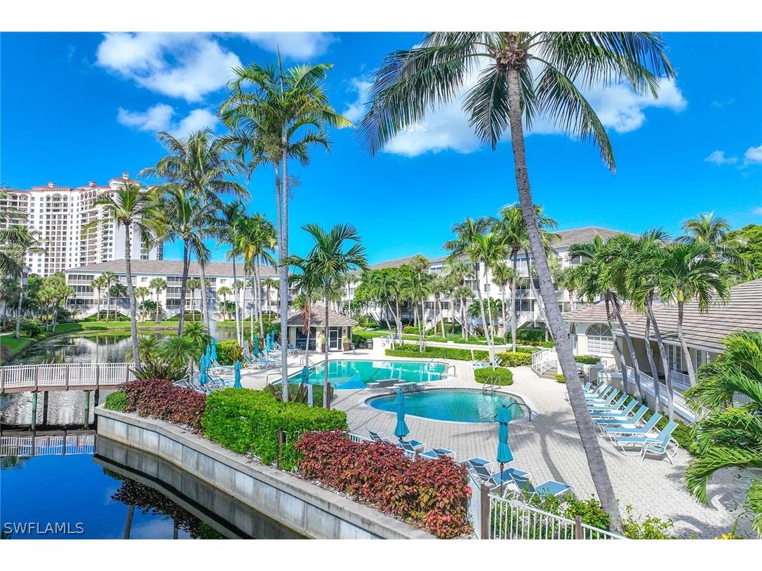 7725 Pebble Creek Circle #305 Naples FL 34108 226003768 image34