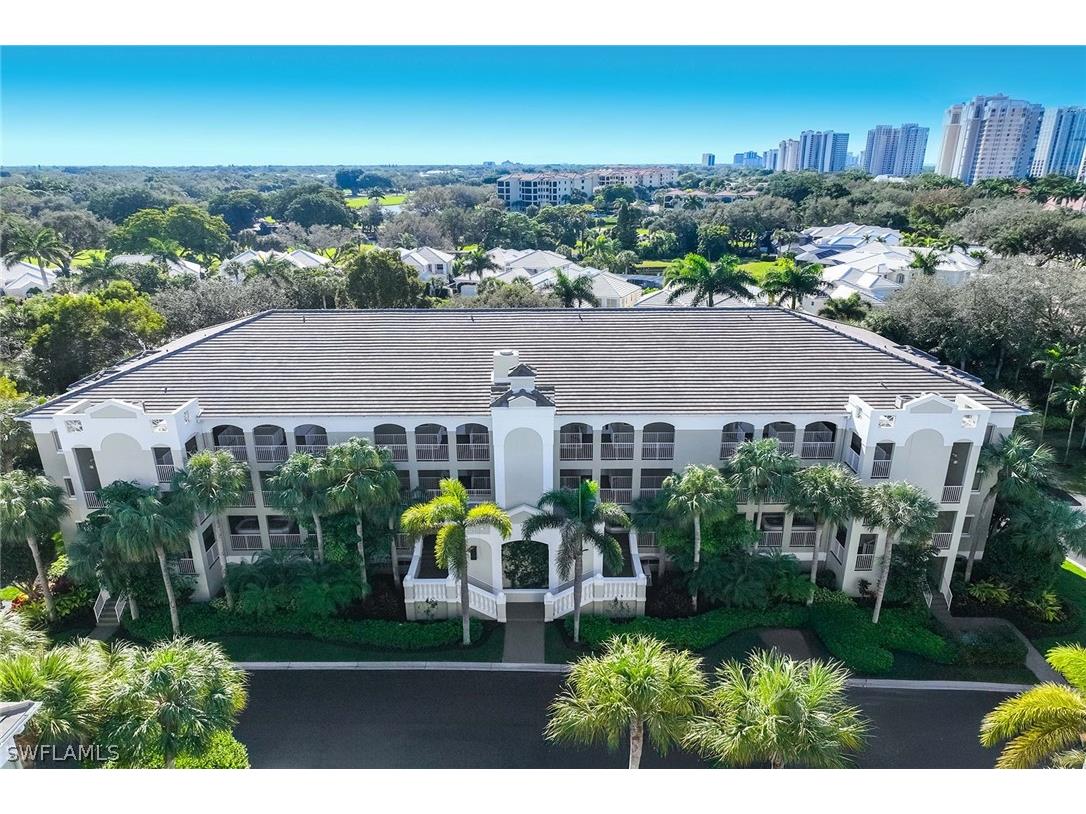 7725 Pebble Creek Circle #305 Naples FL 34108 226003768 image4