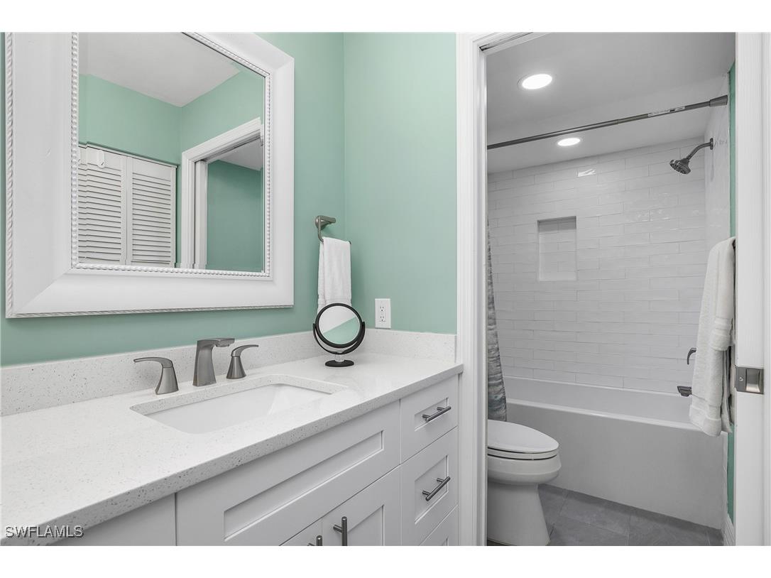 773 Wiggins Lake Drive #102 Naples FL 34110 225044514 image20