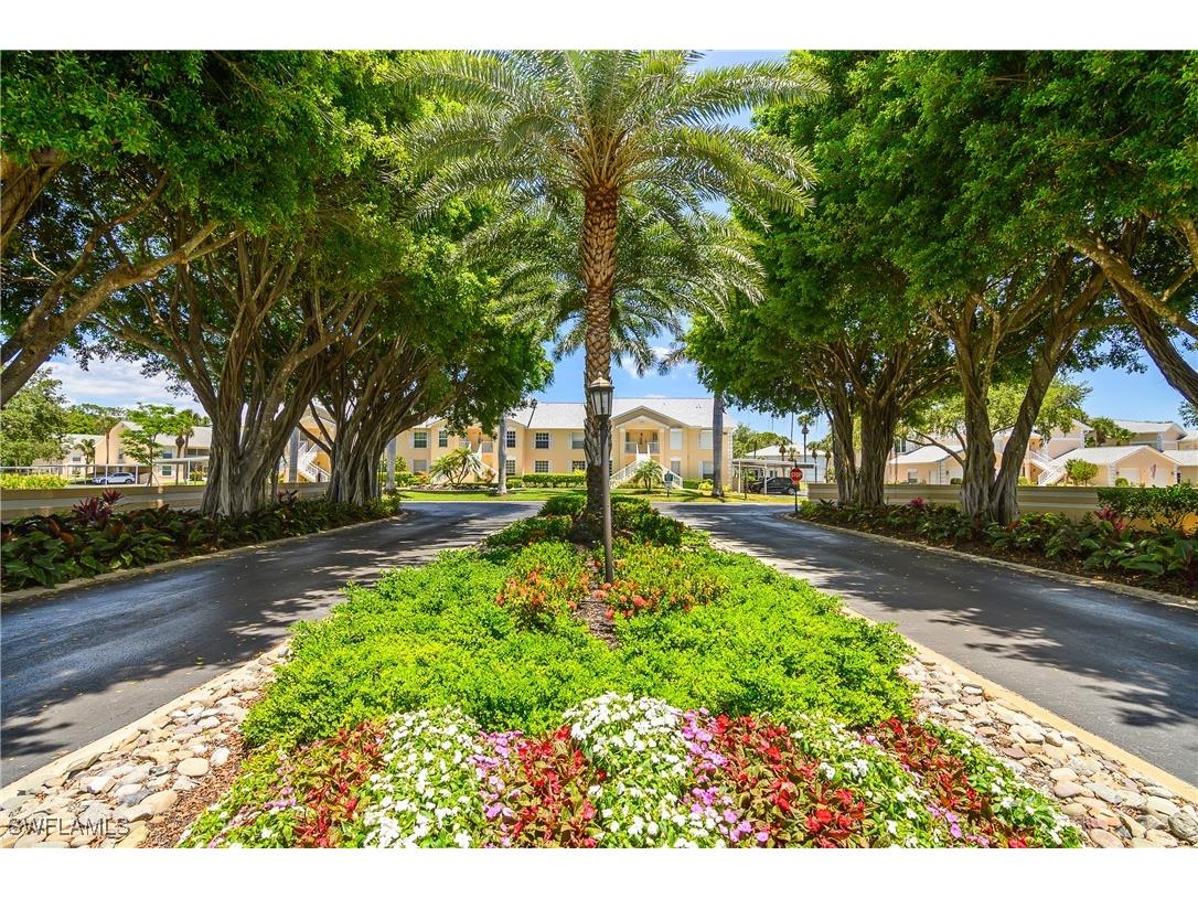 773 Wiggins Lake Drive #102 Naples FL 34110 225044514 image3
