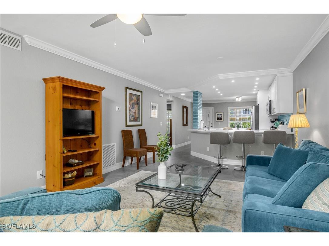 773 Wiggins Lake Drive #102 Naples FL 34110 225044514 image6