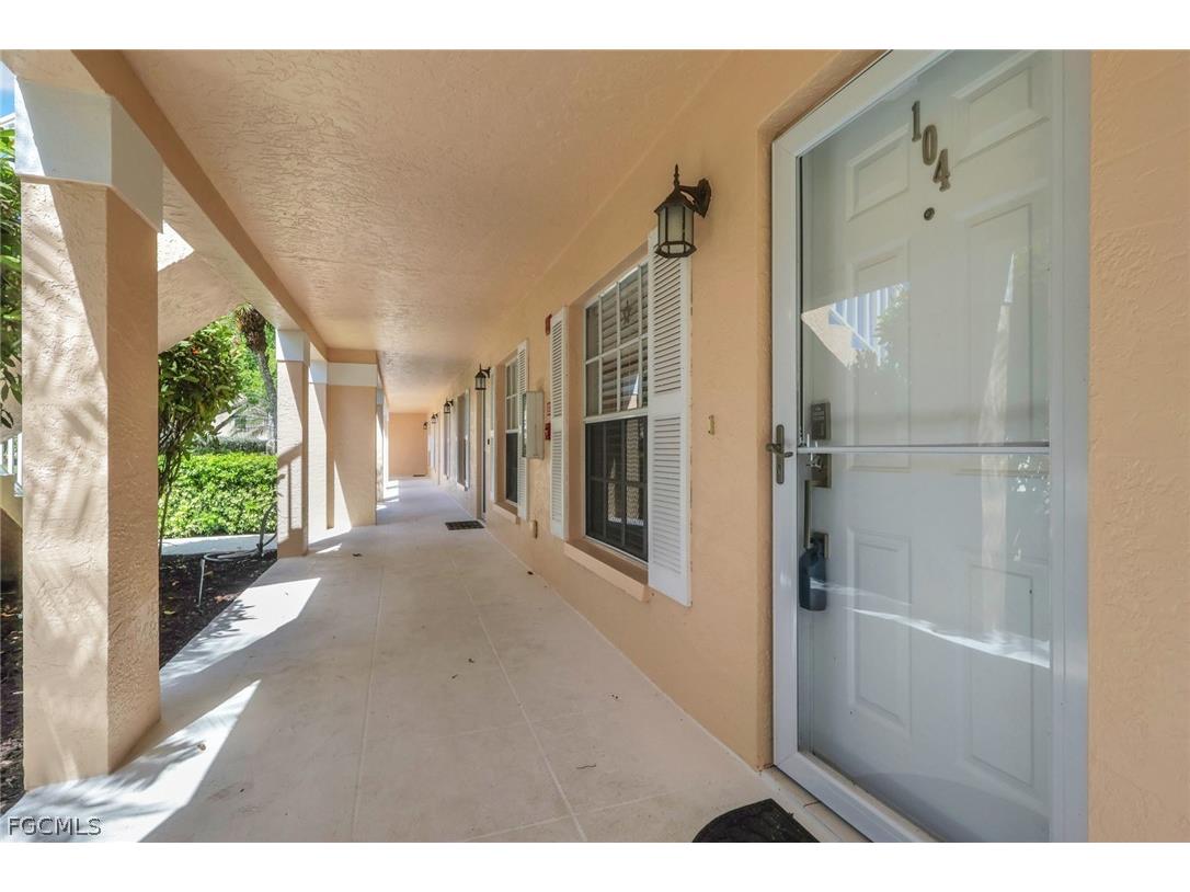 773 Wiggins Lake Drive #104 Naples FL 34110 2026010305 image4