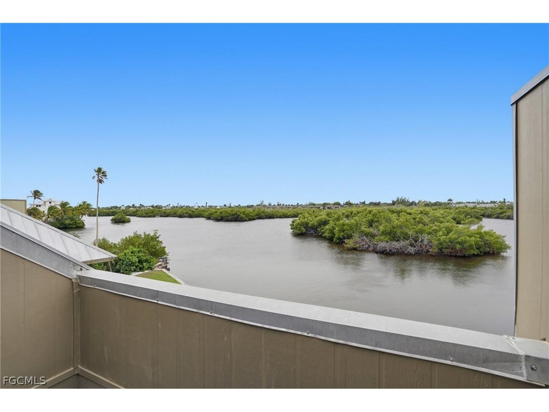 7731 Bocilla Lane #10 Bokeelia FL 33922 2026013160 image32