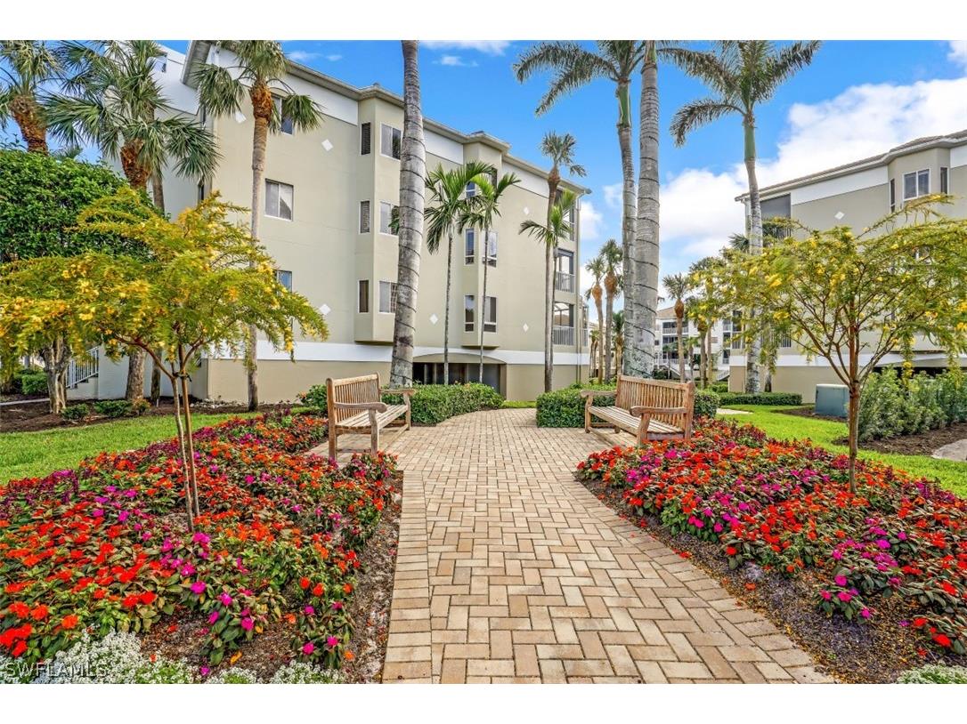 7734 Pebble Creek Circle #303 Naples FL 34108 223005820 image1