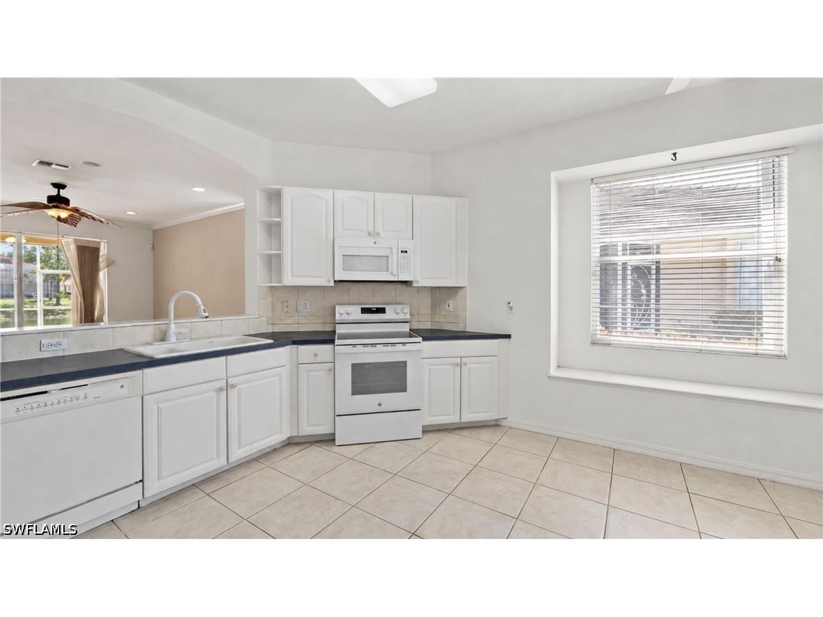 7737 Haverhill Court Naples FL 34104 226018938 image11