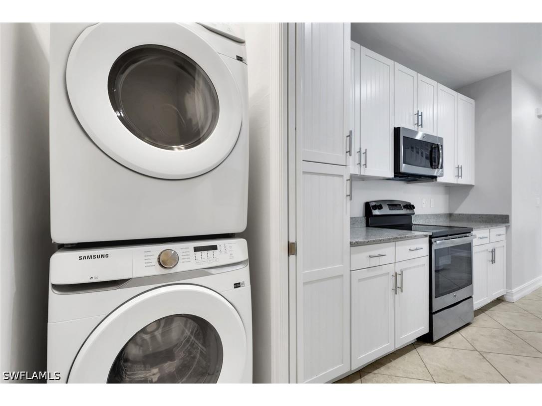 7738 Bristol Circle Naples FL 34120 226014492 image24