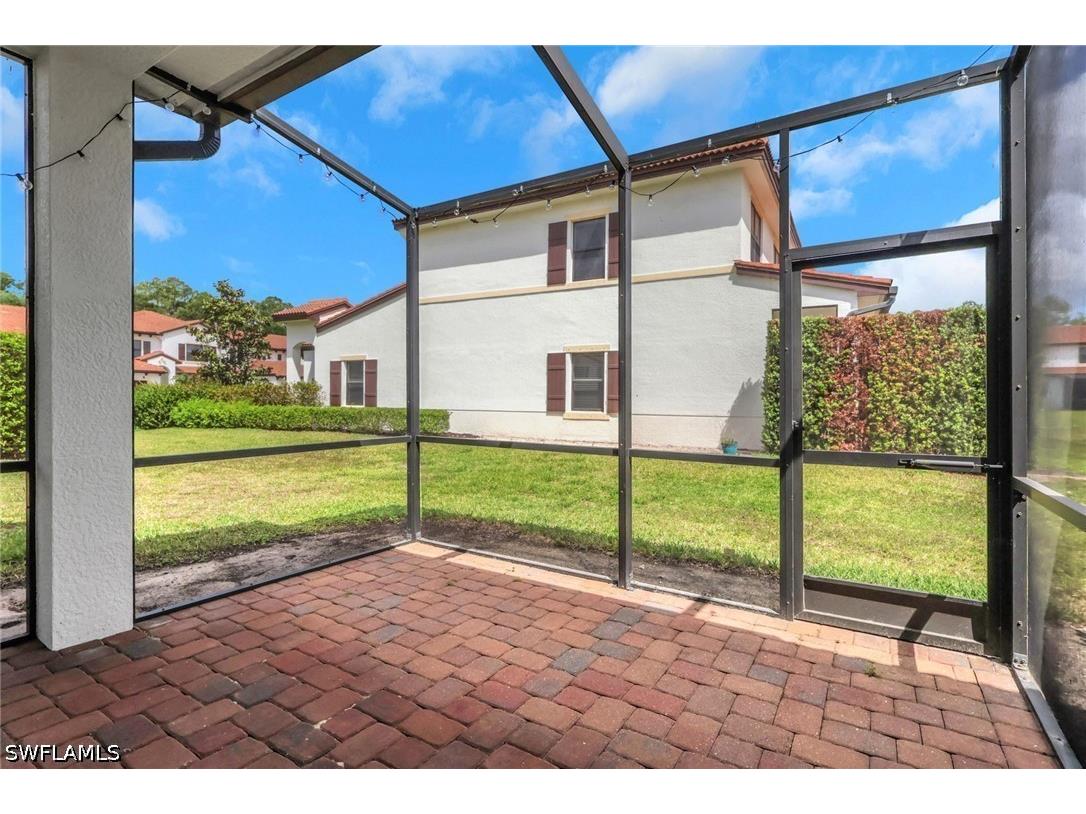 7738 Bristol Circle Naples FL 34120 226014492 image26