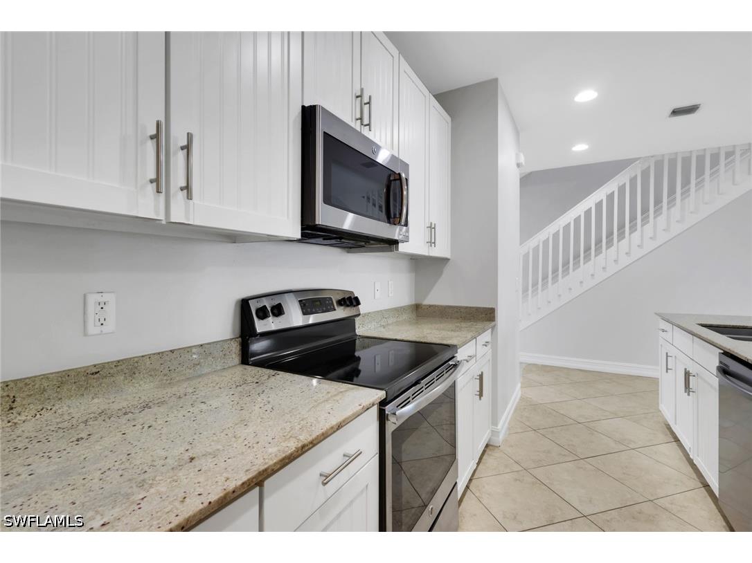 7738 Bristol Circle Naples FL 34120 226014492 image5