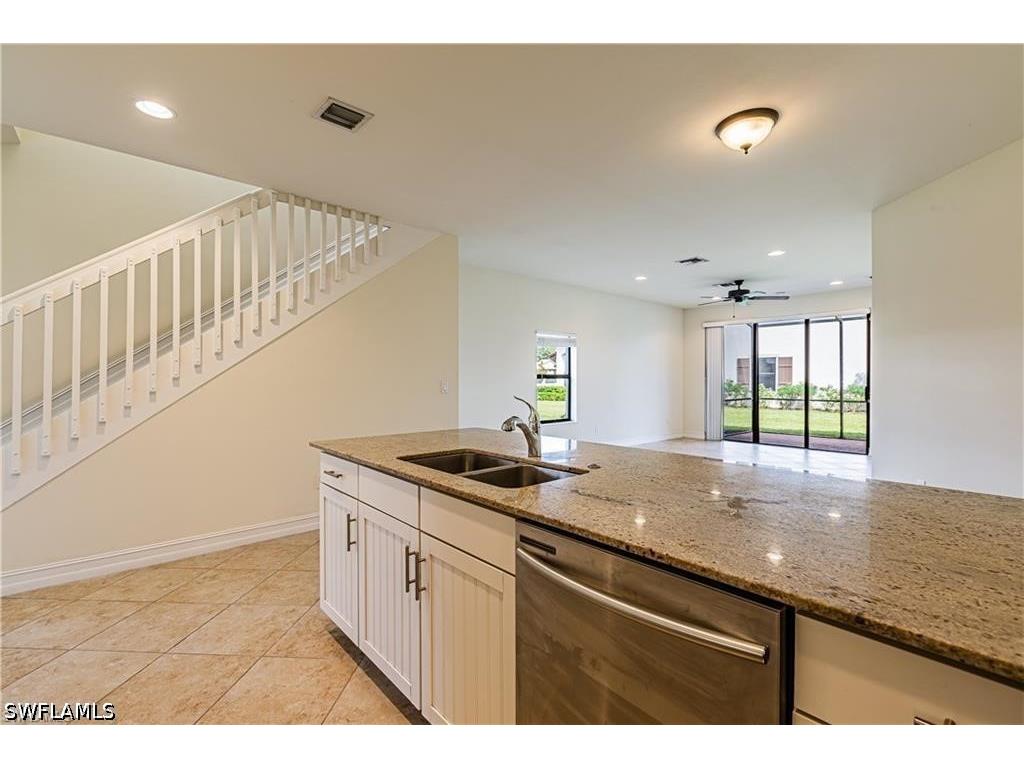 7738 Bristol Circle Naples FL 34120 226014492 image6