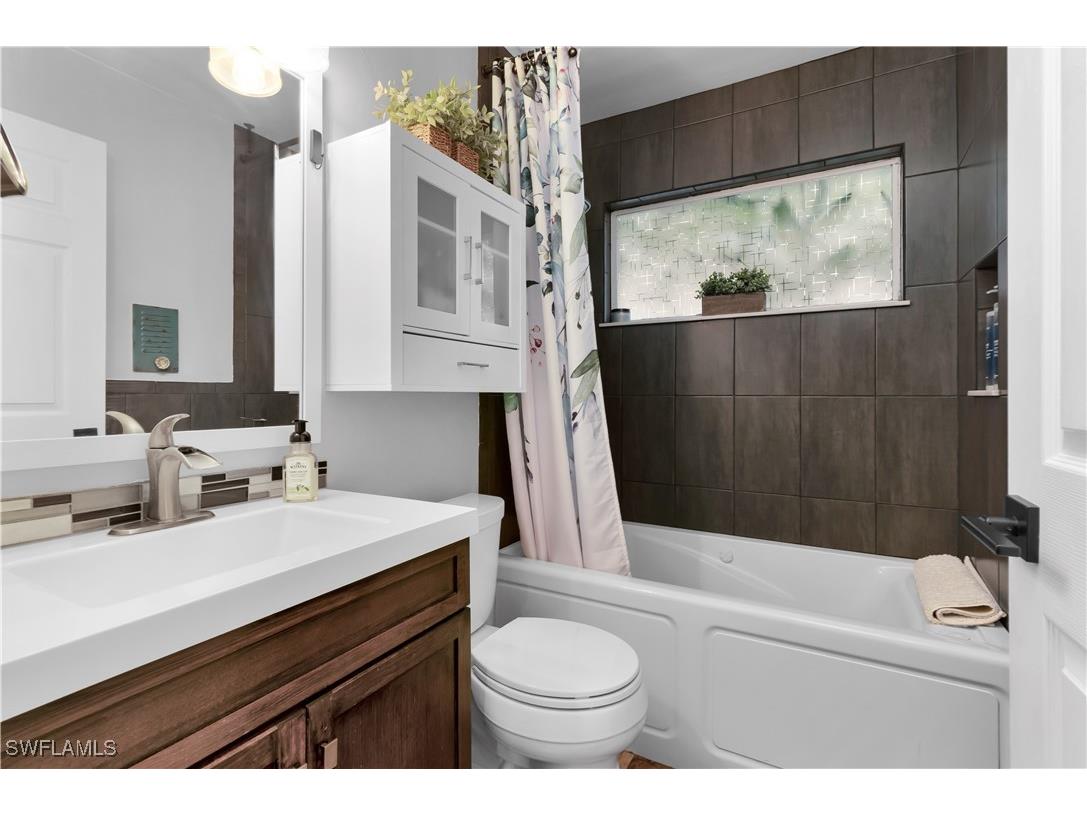 7739 Citrus Hill Lane Naples FL 34109 225077742 image8