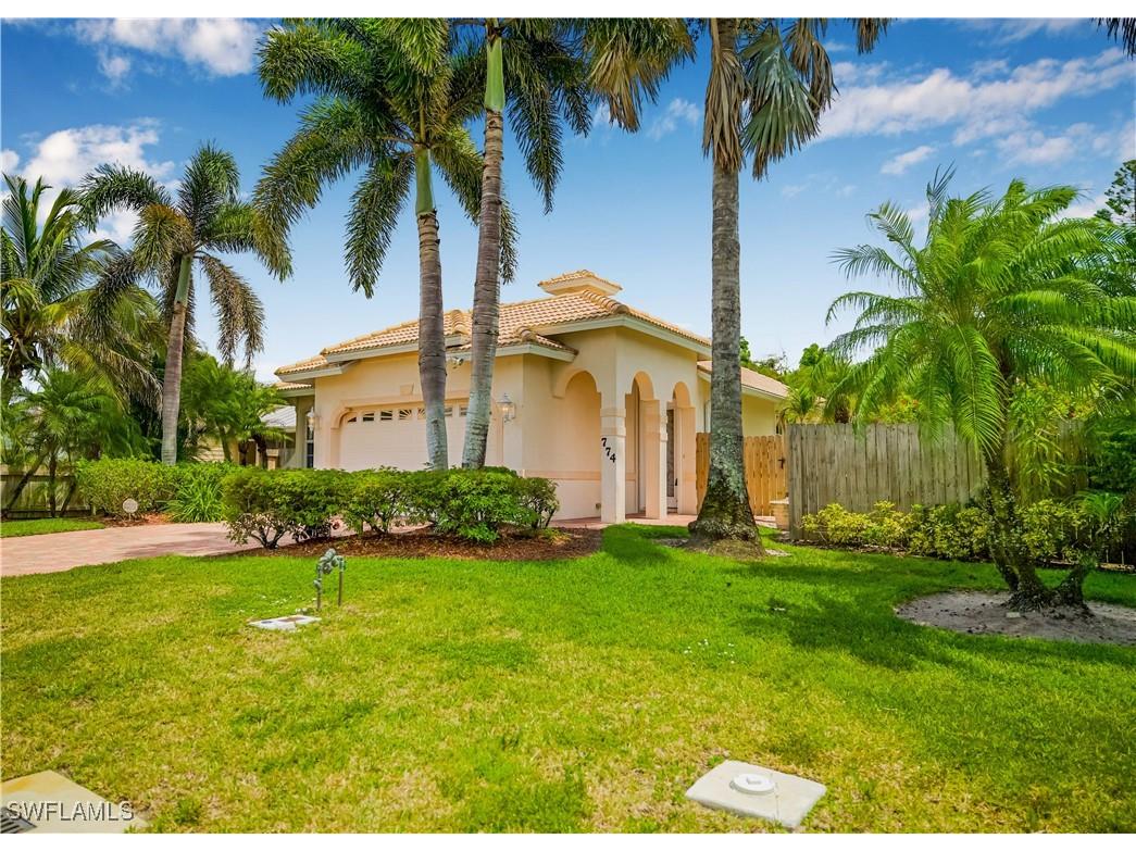 774 105th Avenue N Naples FL 34108 225059175 image3