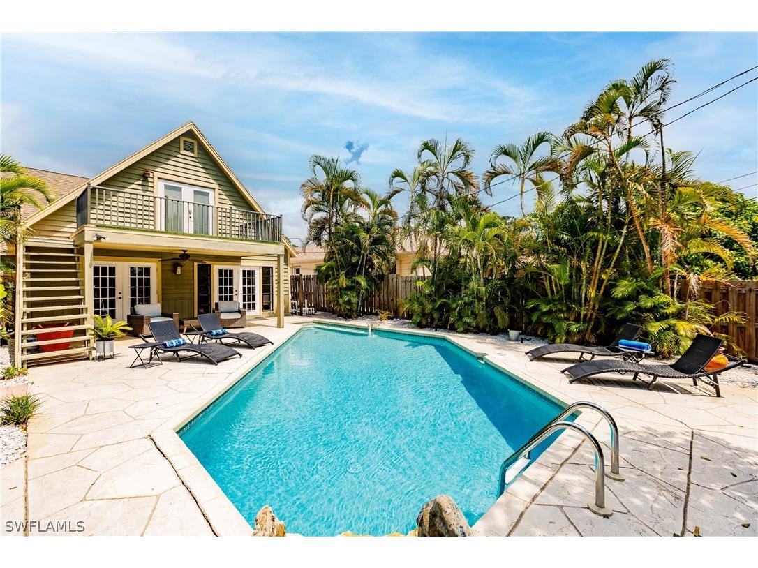 774 109th Avenue N Naples FL 34108 224037389 image1