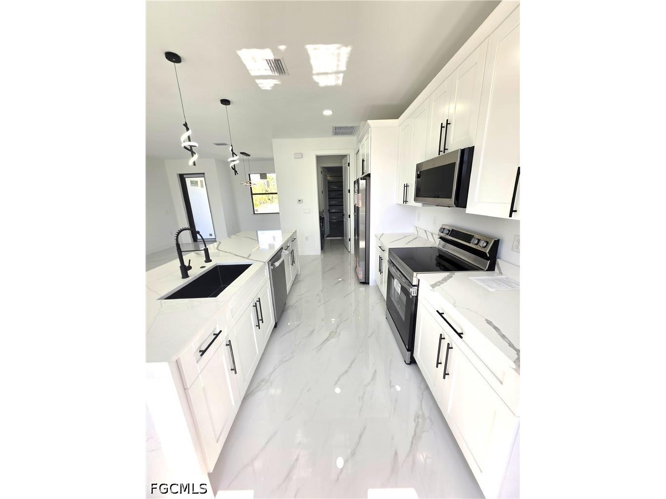 774 Cashmere Avenue Lehigh Acres FL 33974 2026020805 image6