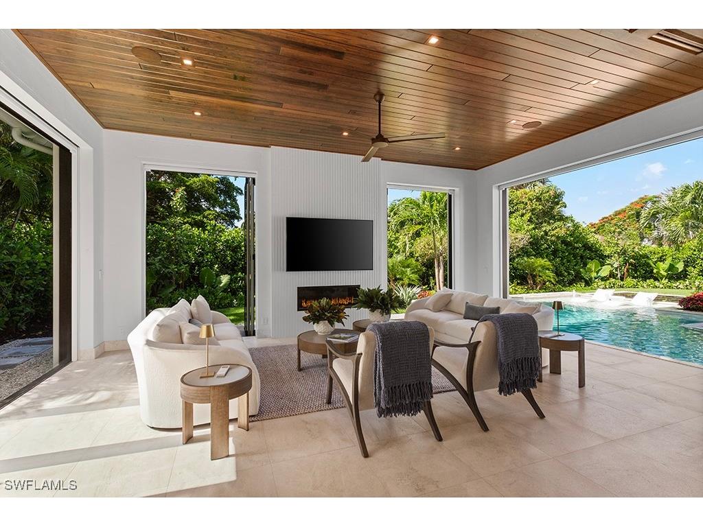 774 S Golf Drive Naples FL 34102 225052378 image16