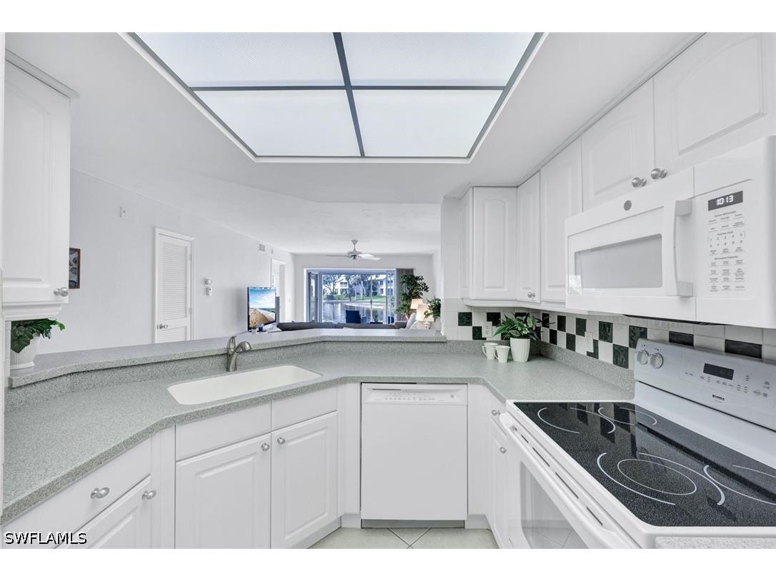 774 Wiggins Lake Drive #101 Naples FL 34110 226018660 image5
