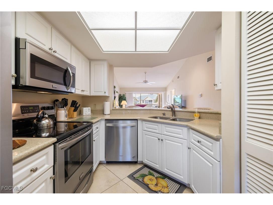 774 Wiggins Lake Drive #204 Naples FL 34110 2025019603 image12