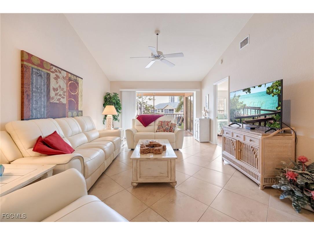 774 Wiggins Lake Drive #204 Naples FL 34110 2025019603 image17