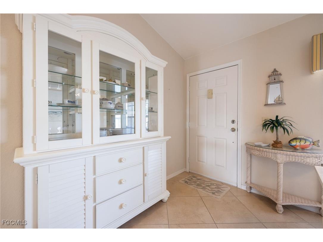 774 Wiggins Lake Drive #204 Naples FL 34110 2025019603 image8