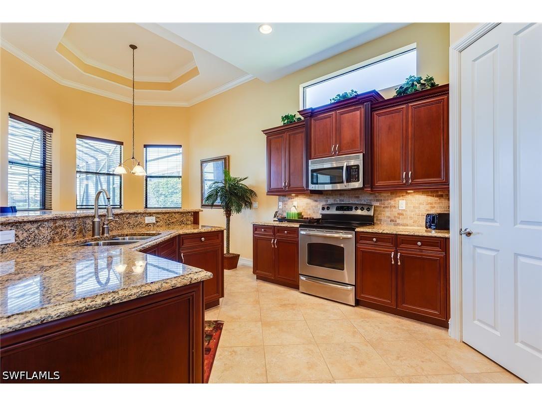 7747 Cottesmore Drive Naples FL 34113 226020460 image10