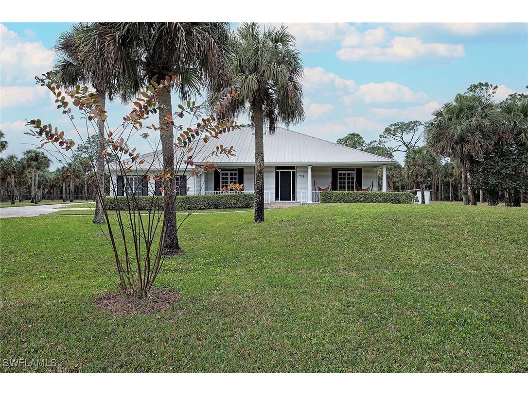 775 3rd Street NW Naples FL 34120 225008629 image2