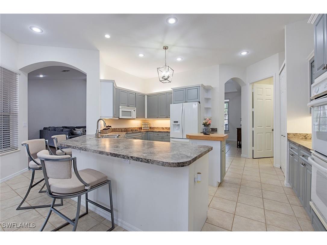 775 3rd Street NW Naples FL 34120 225008629 image5