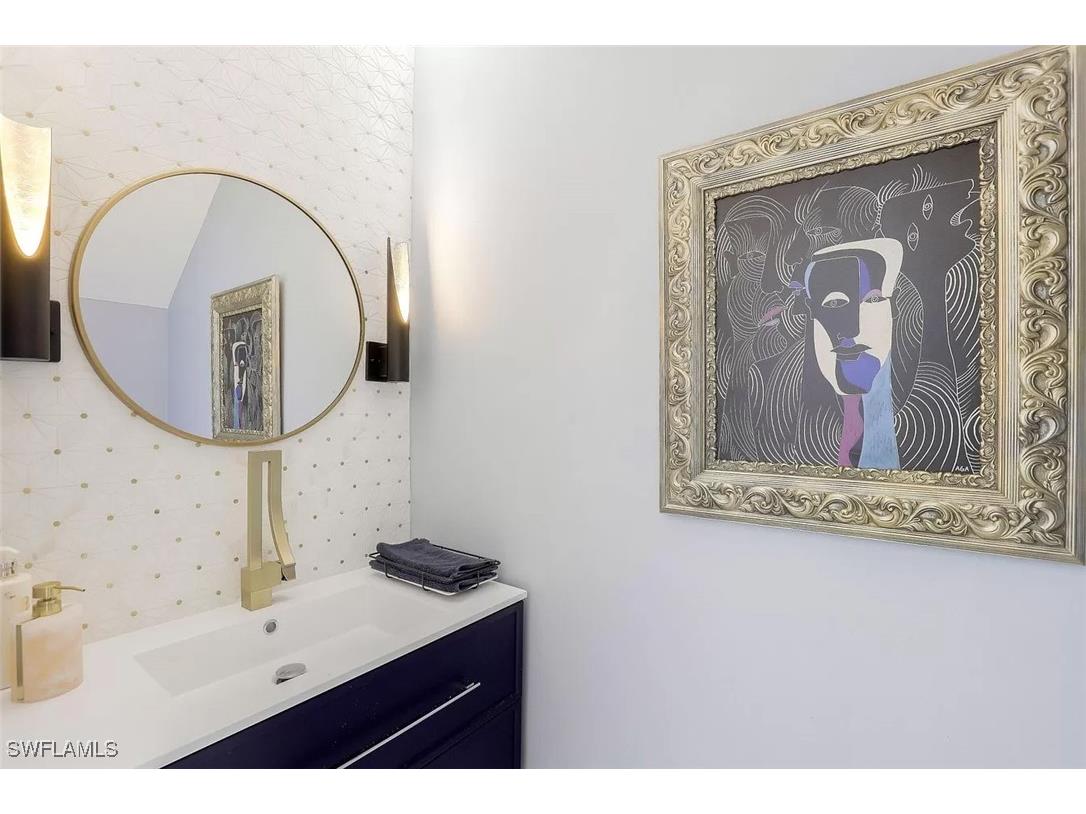 775 Hampton Circle #133 Naples FL 34105 226002729 image10