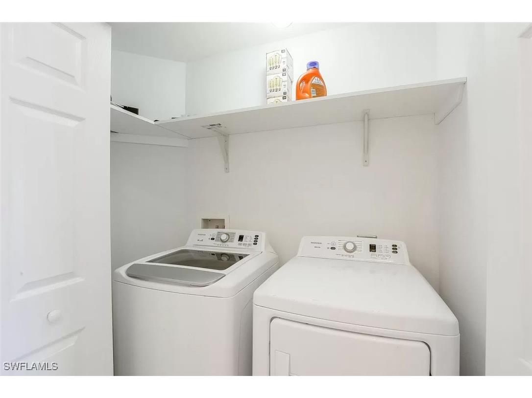 775 Hampton Circle #133 Naples FL 34105 226002729 image14