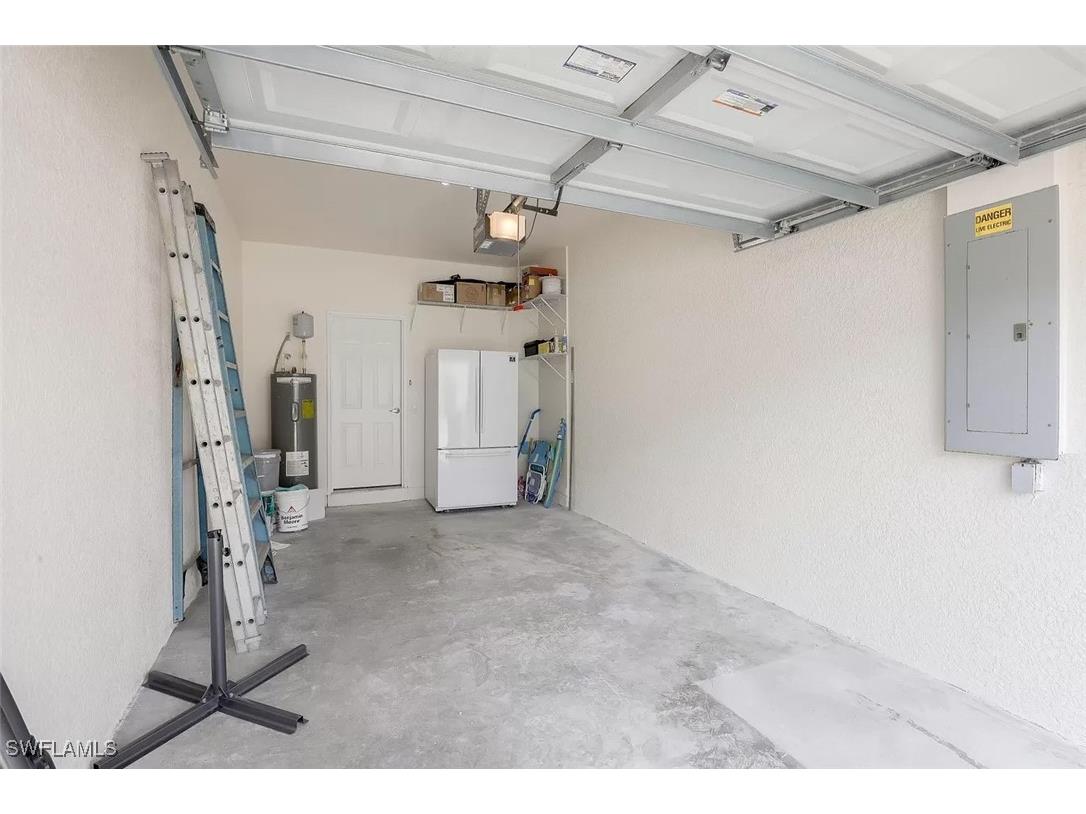 775 Hampton Circle #133 Naples FL 34105 226002729 image18