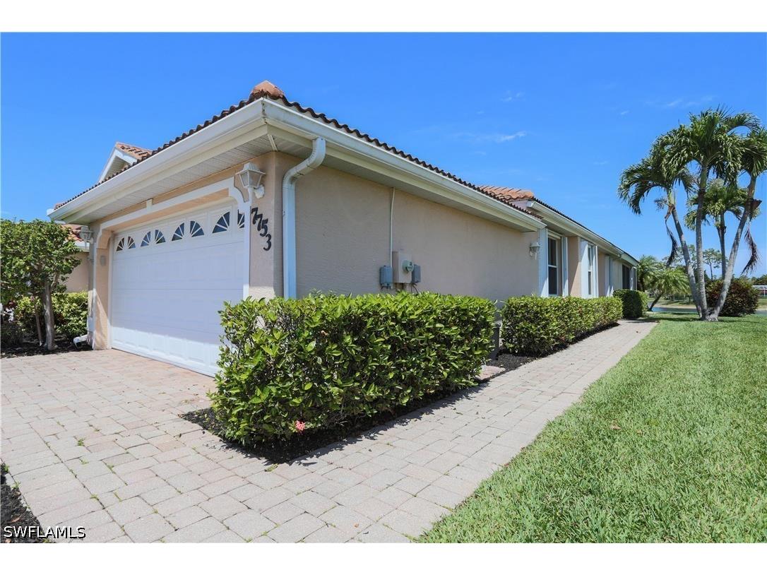 7753 Haverhill Court Naples FL 34104 226018157 image3