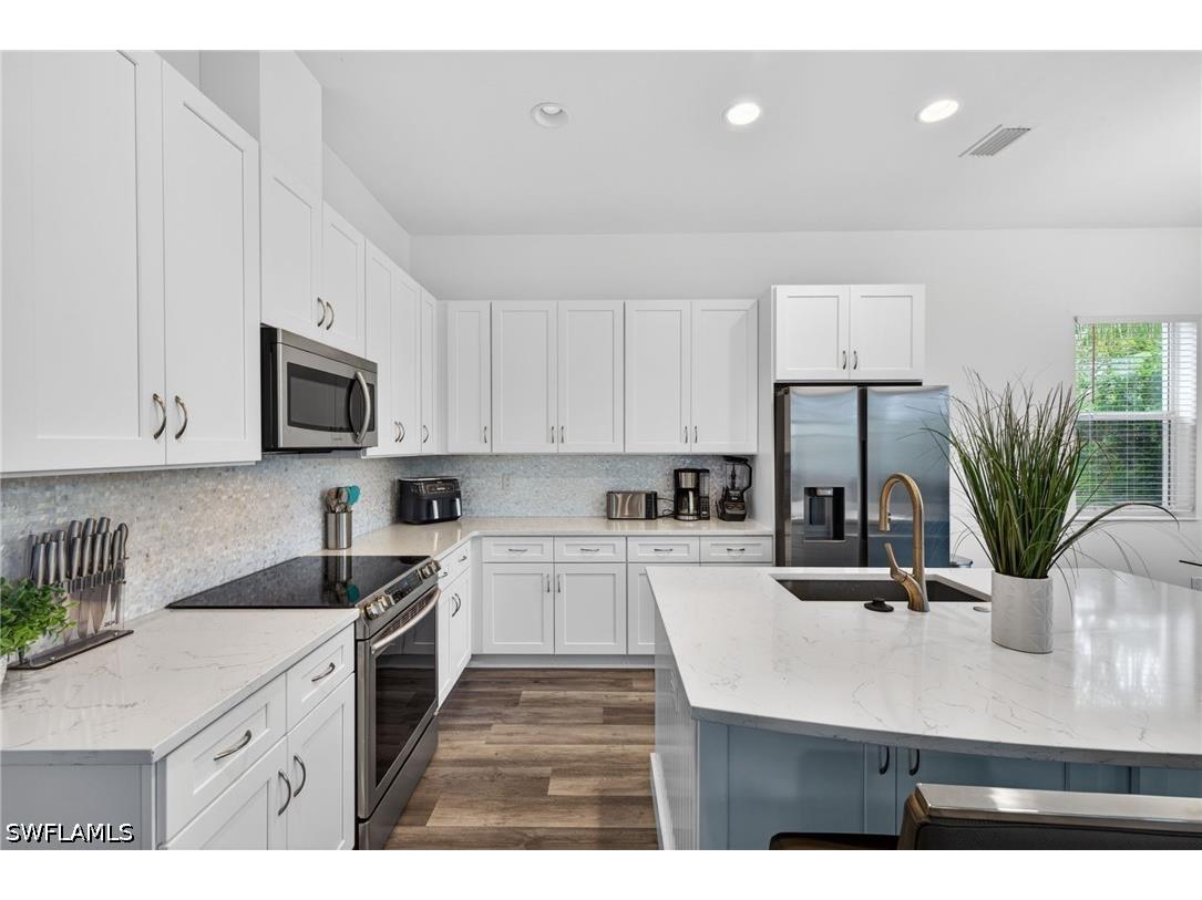 7753 Victoria Cove Court Fort Myers FL 33908 226022810 image10