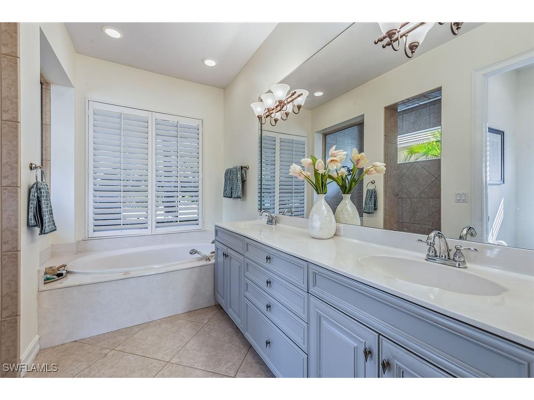 7754 Mulberry Lane Naples FL 34114 225079664 image18