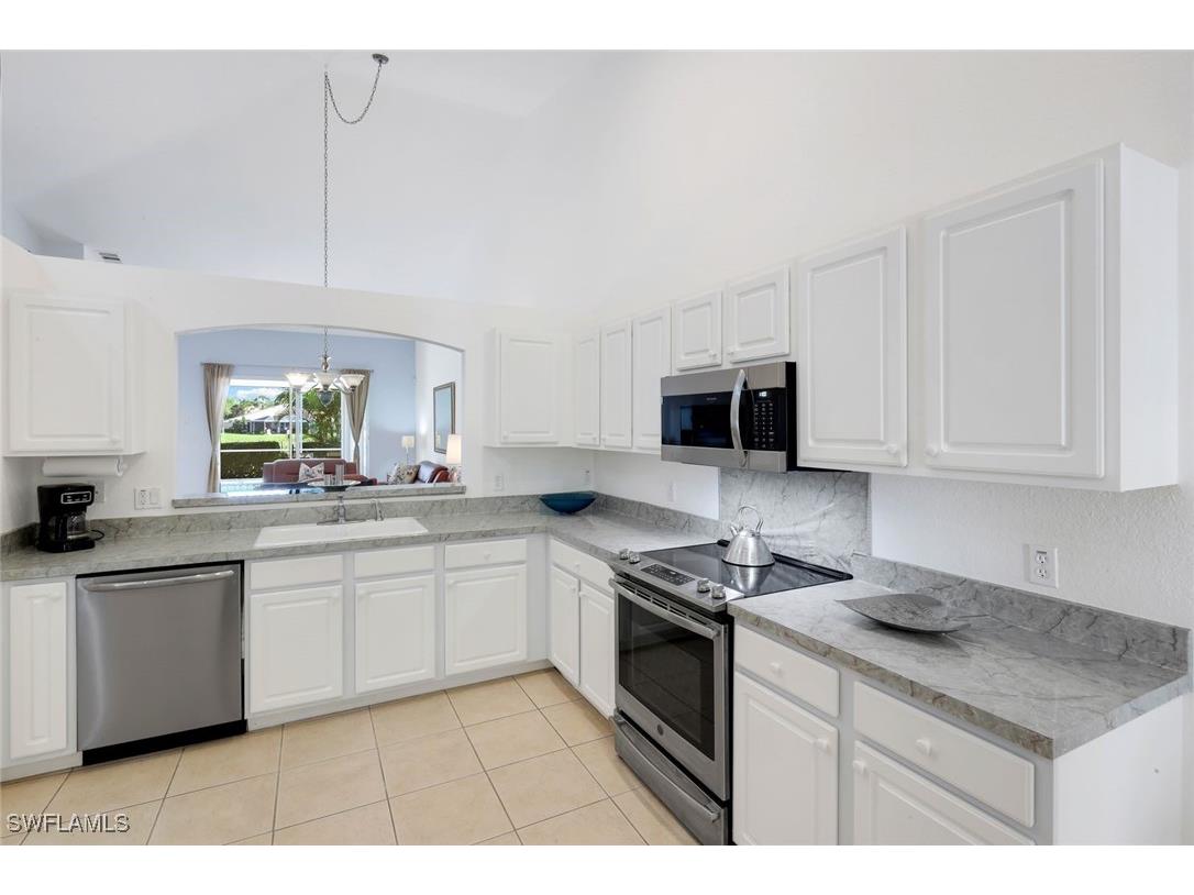 7755 Berkshire Pines Drive Naples FL 34104 226000535 image13