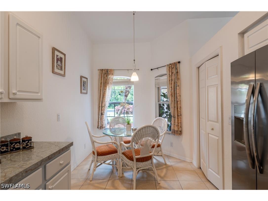 7755 Berkshire Pines Drive Naples FL 34104 226023080 image10