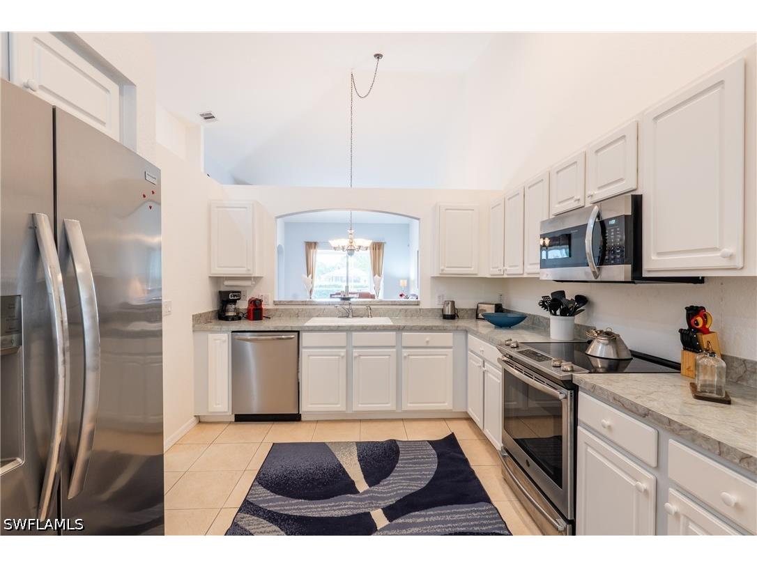 7755 Berkshire Pines Drive Naples FL 34104 226023080 image11