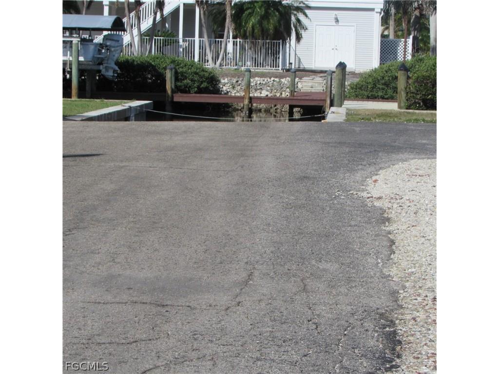 7757 Breakwater Court Bokeelia FL 33922 2026011768 image21