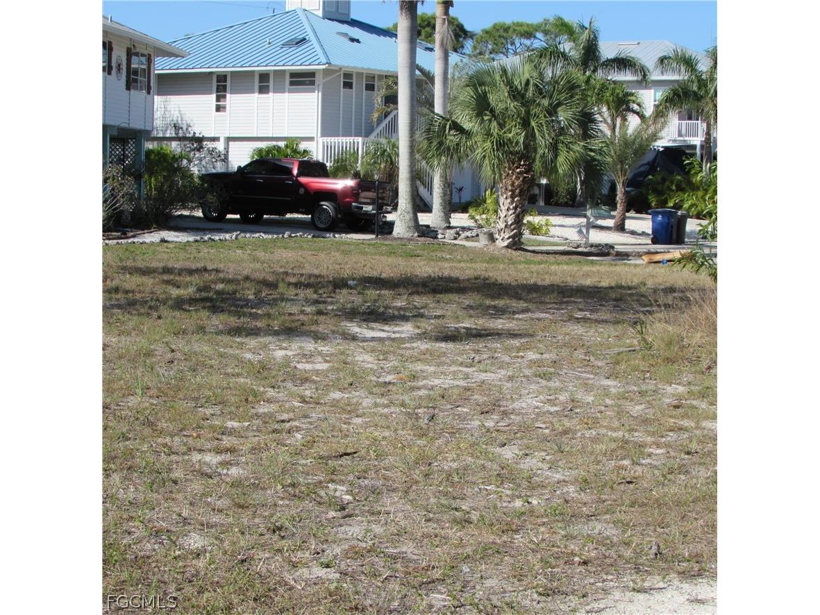 7758 Breakwater Court Bokeelia FL 33922 2026012053 image10