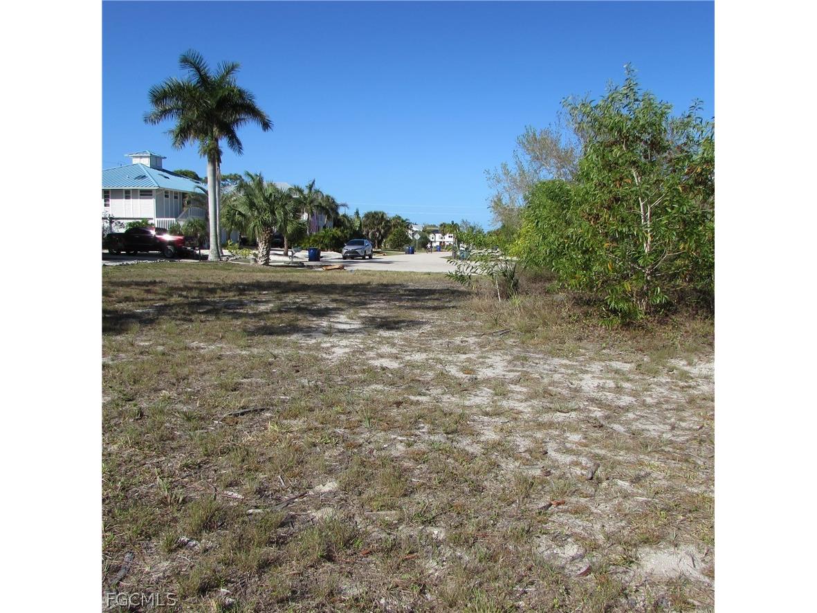 7758 Breakwater Court Bokeelia FL 33922 2026012053 image14