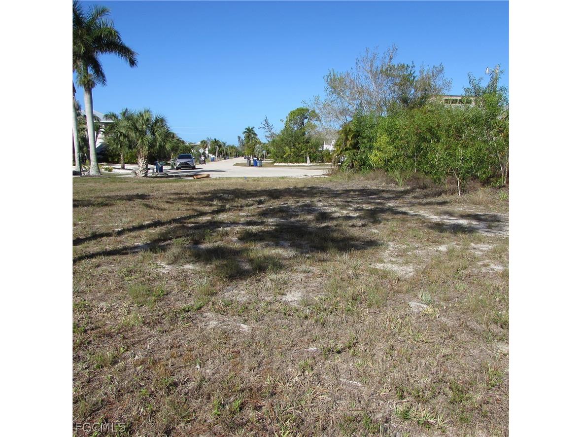 7758 Breakwater Court Bokeelia FL 33922 2026012053 image15