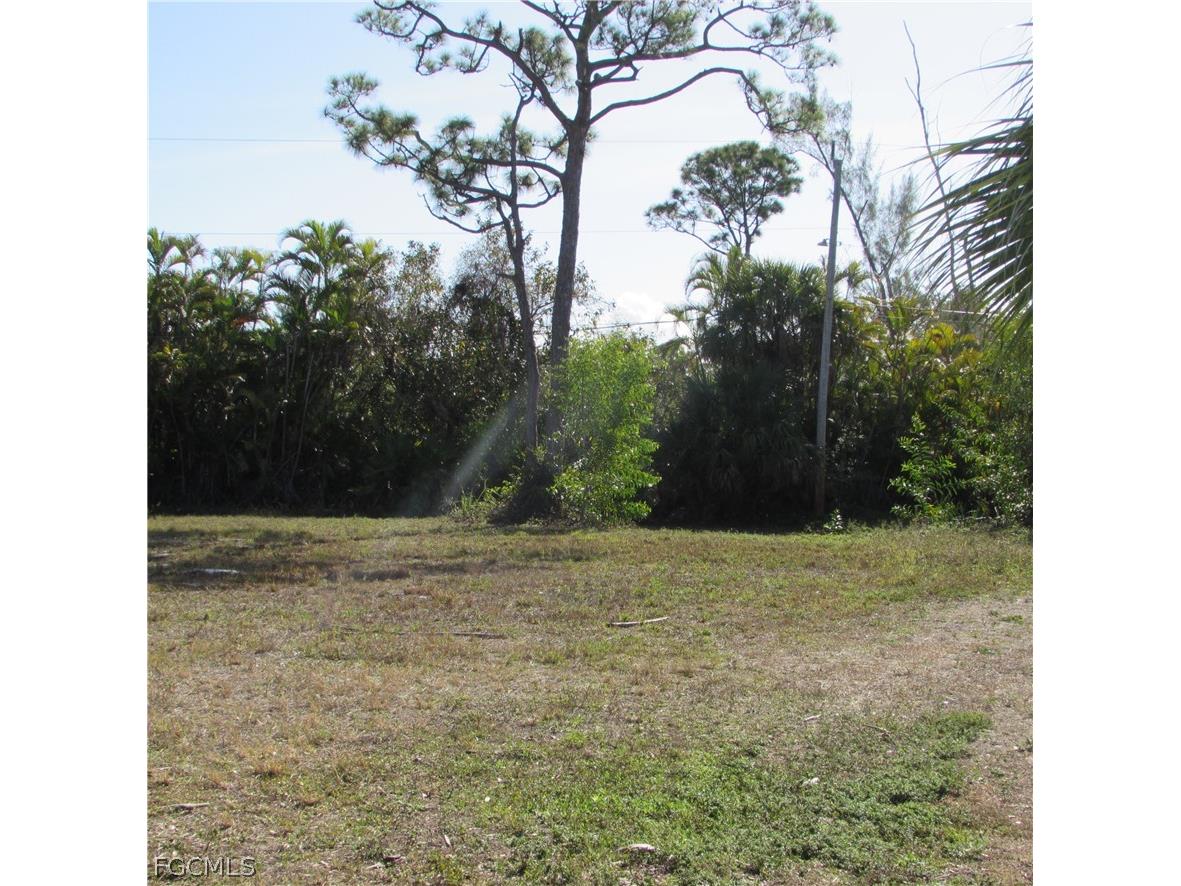 7758 Breakwater Court Bokeelia FL 33922 2026012053 image19