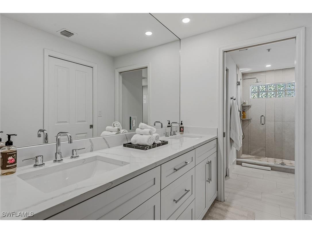 776 Eagle Creek Drive #103 Naples FL 34113 225080176 image11